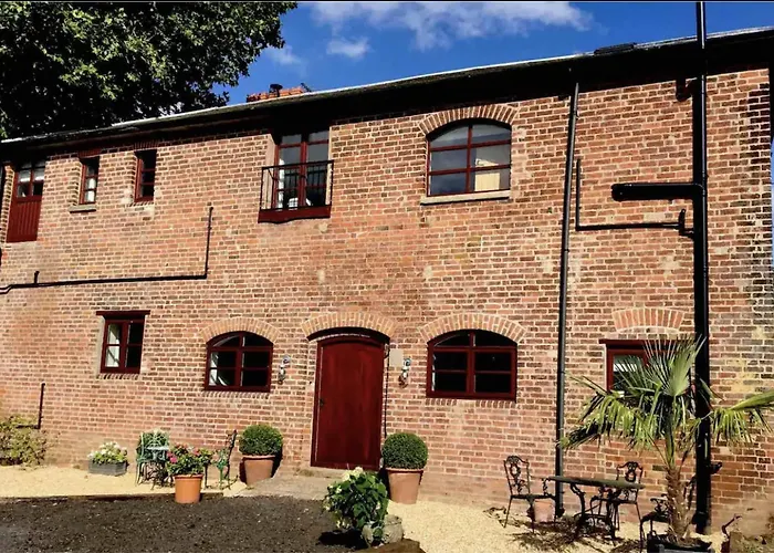 Evelith Manor Barns